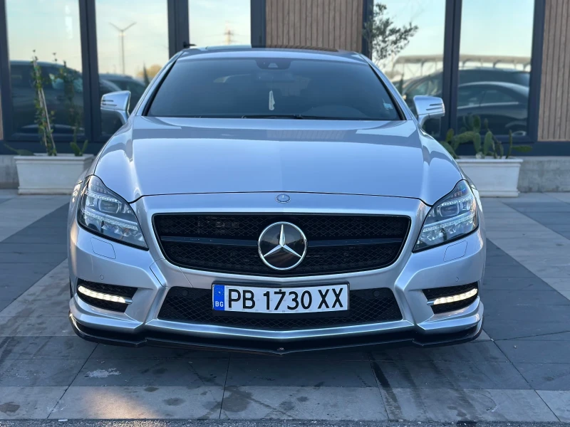 Mercedes-Benz CLS 350 * AMG Line* Full* Регистран* , снимка 3 - Автомобили и джипове - 52278000