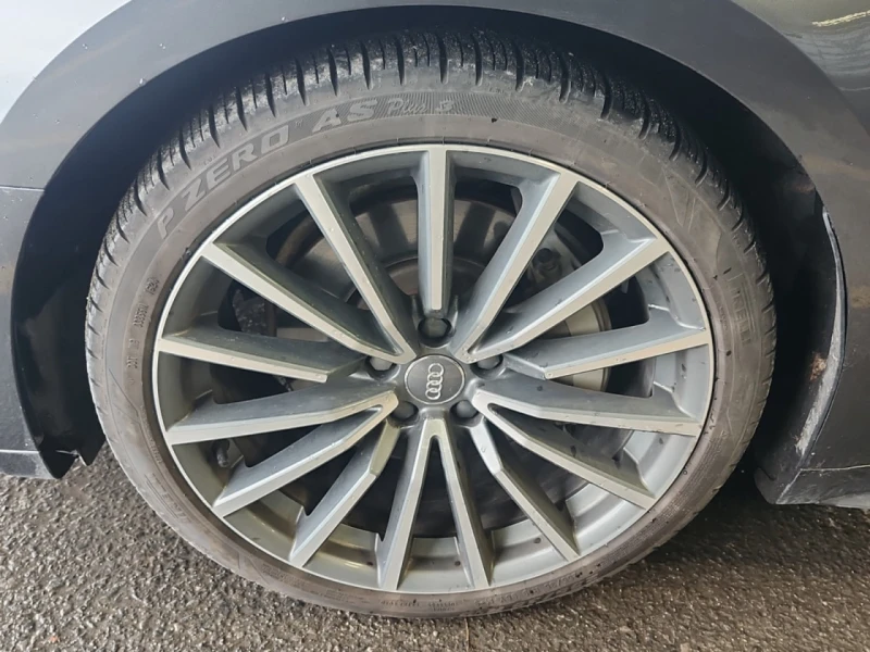 Audi A5 * АВТО КРЕДИТ* ЦЕНА ДО БГ * СЕРВИЗНА ИСТОРИЯ * , снимка 12 - Автомобили и джипове - 52537519