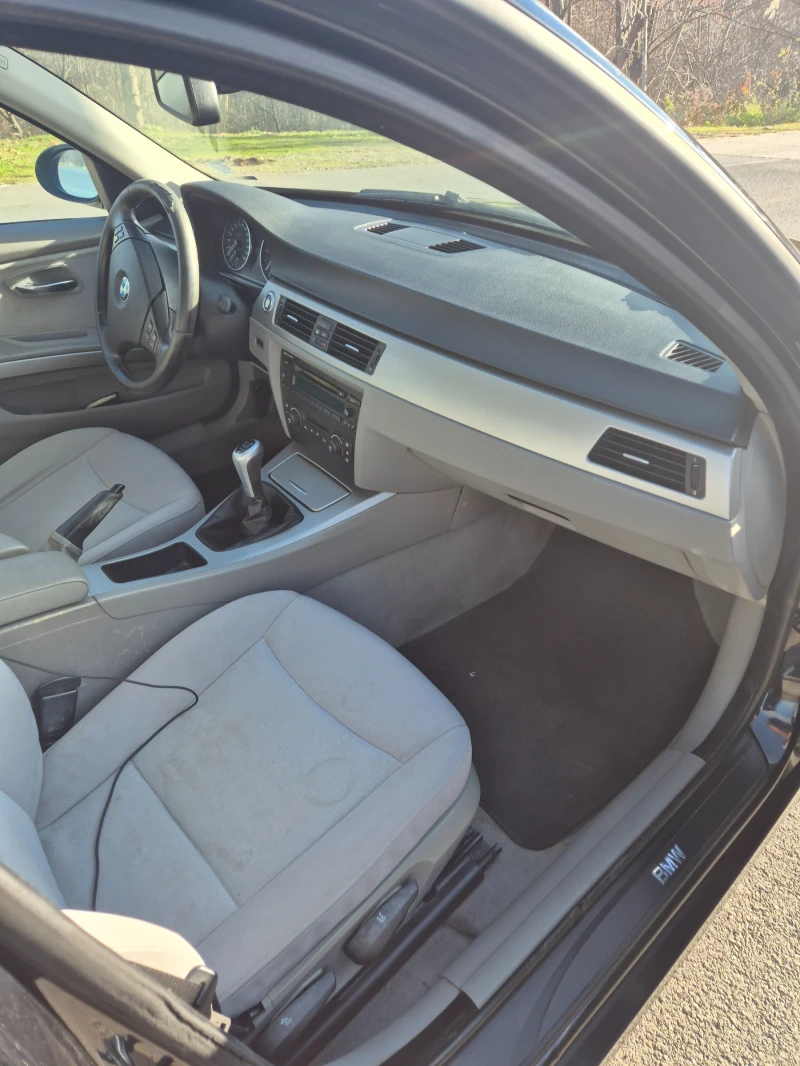 BMW 320, снимка 9 - Автомобили и джипове - 52918980