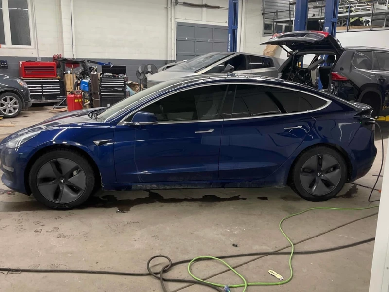 Tesla Model 3 2019 * Standard Range Plus * ОТ ПРЕДСТАВИТЕЛСТВО, снимка 3 - Автомобили и джипове - 53321733