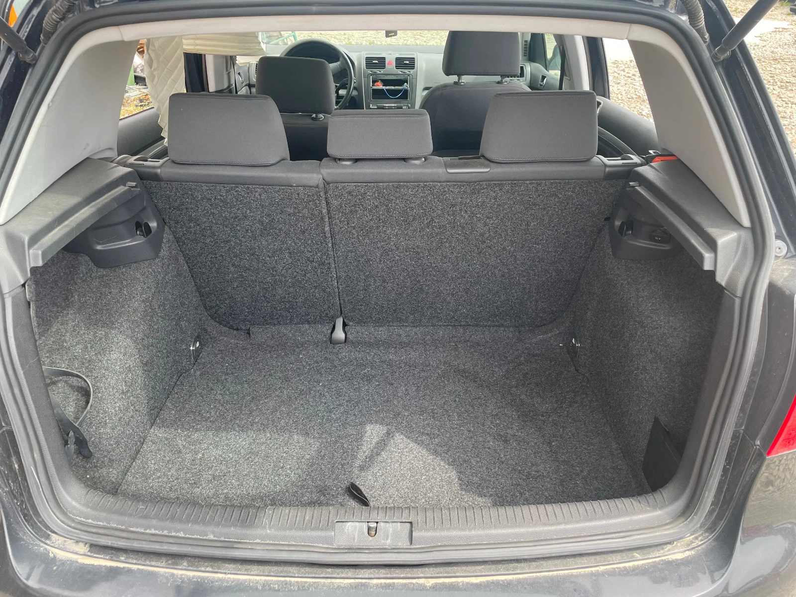 VW Golf 1.6fsi 116кс 6 скорости | Mobile.bg — изображение 15