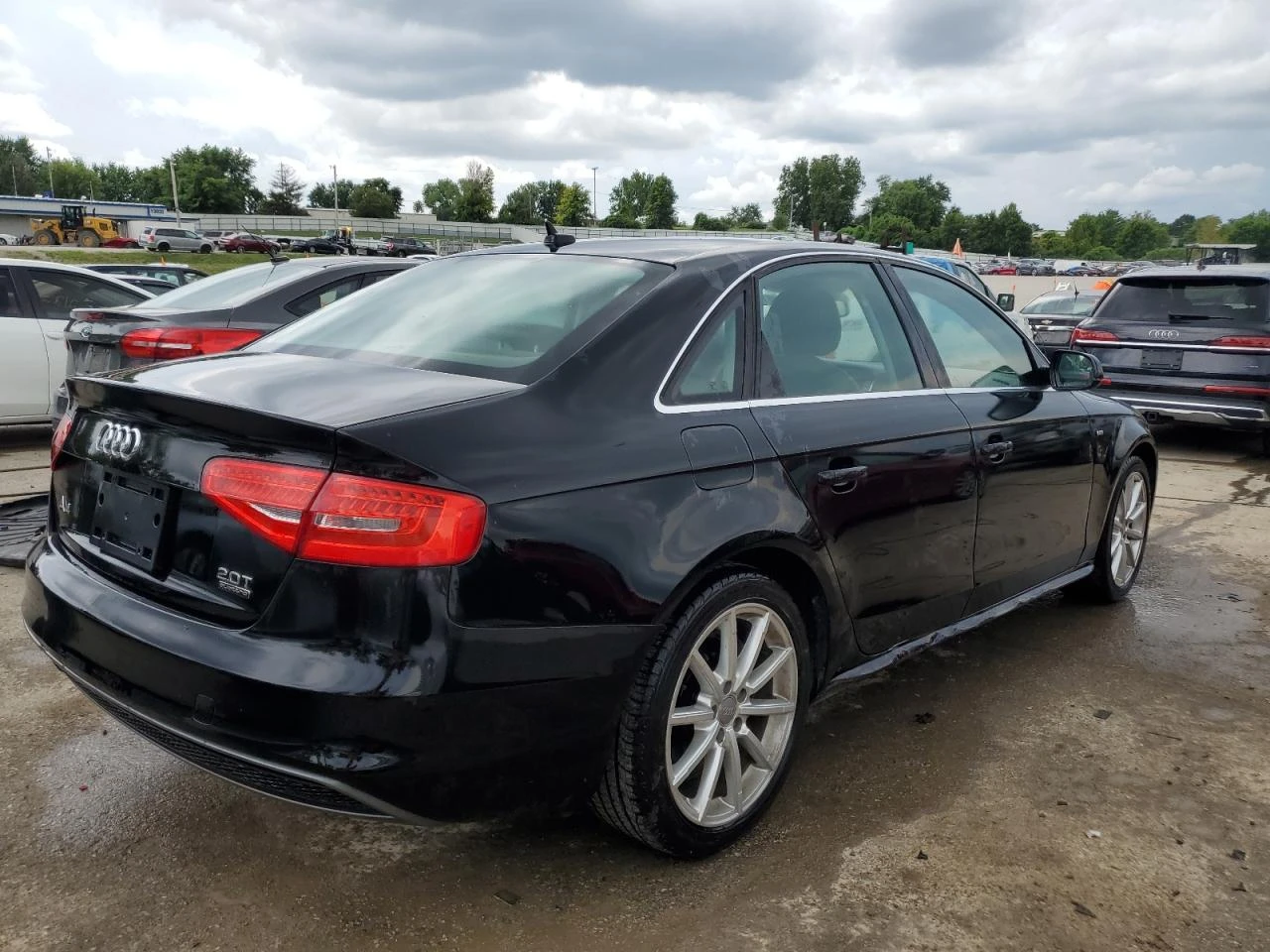 Audi A4 PREMIUM S-LINE - изображение 4