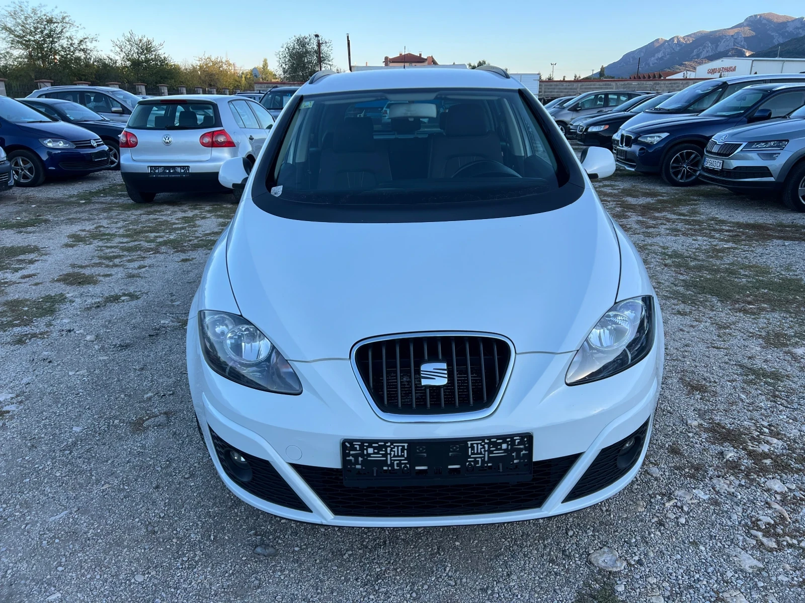 Seat Altea 1.6 TDI 90 к.с - изображение 3