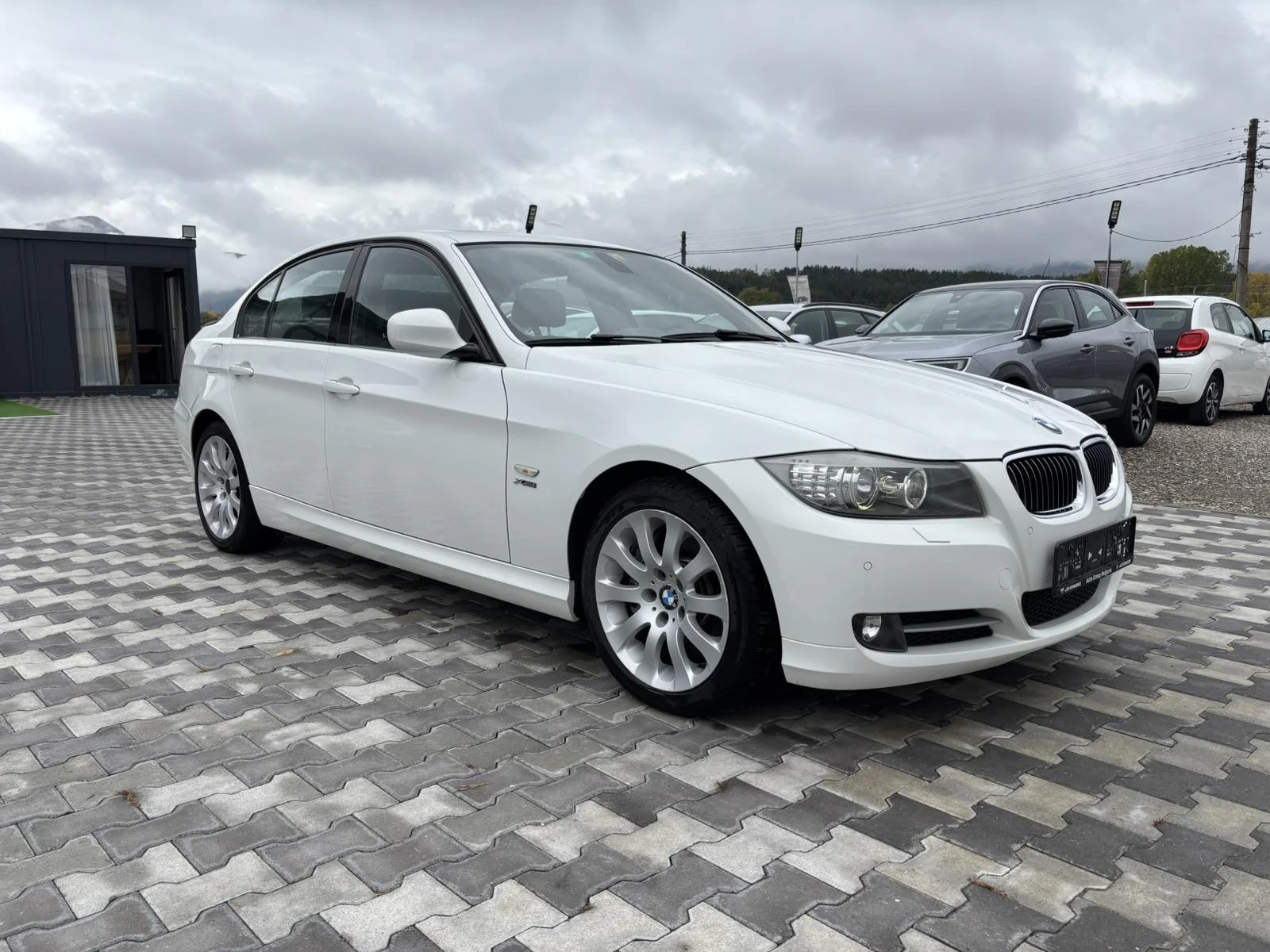 BMW 335  Swiss 335i Individual xDrive  | Mobile.bg � ����������� 7