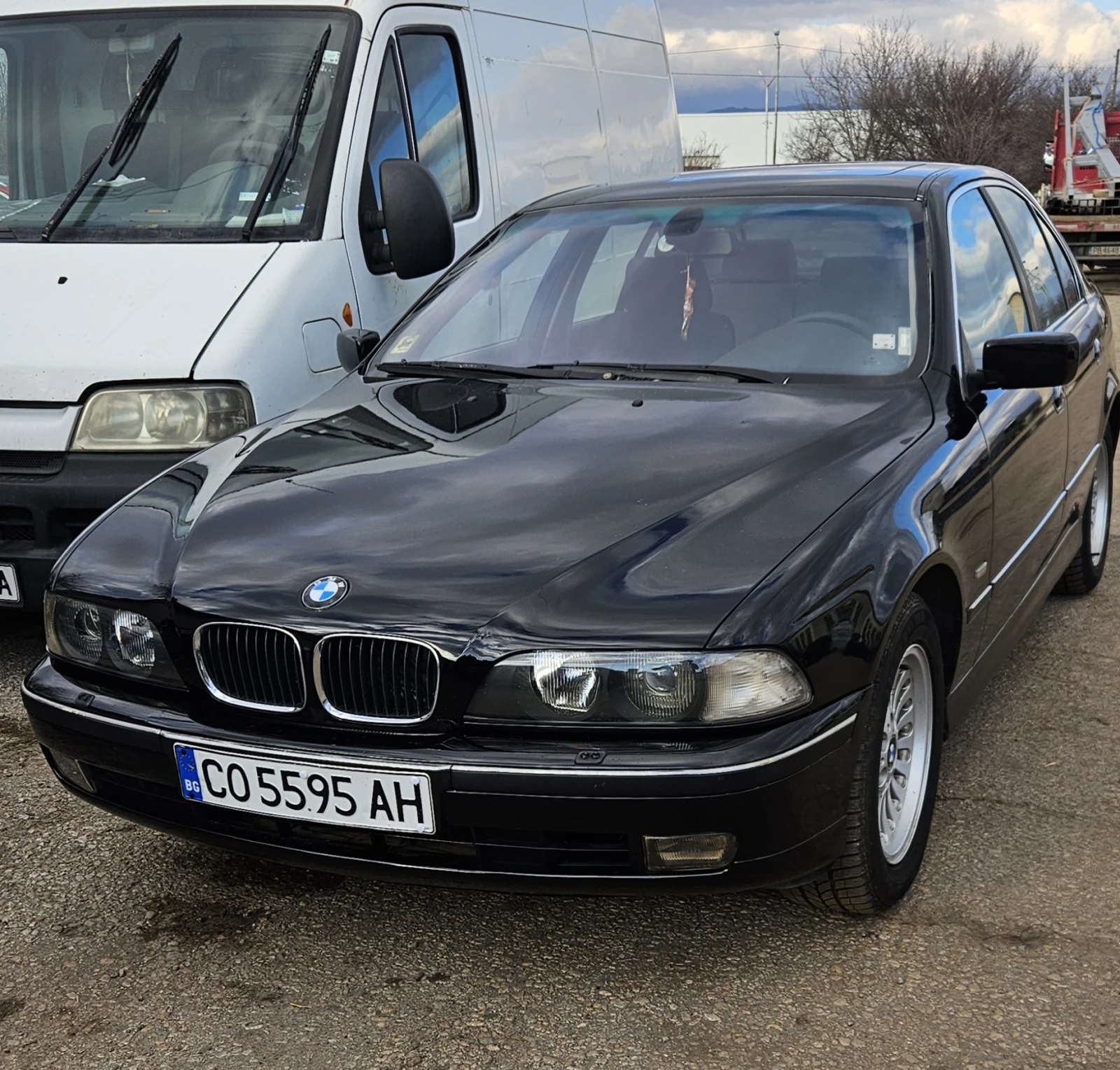 BMW 520  - изображение 2