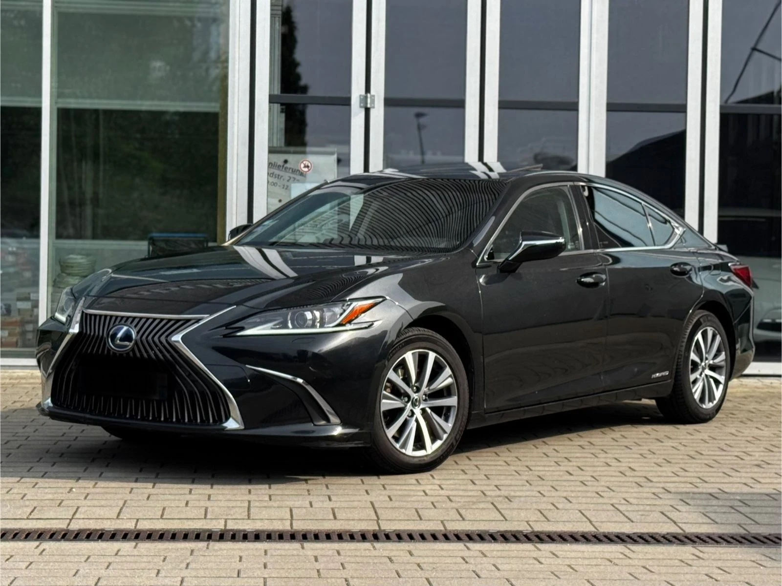 Lexus ES 300 Business edition  - изображение 2