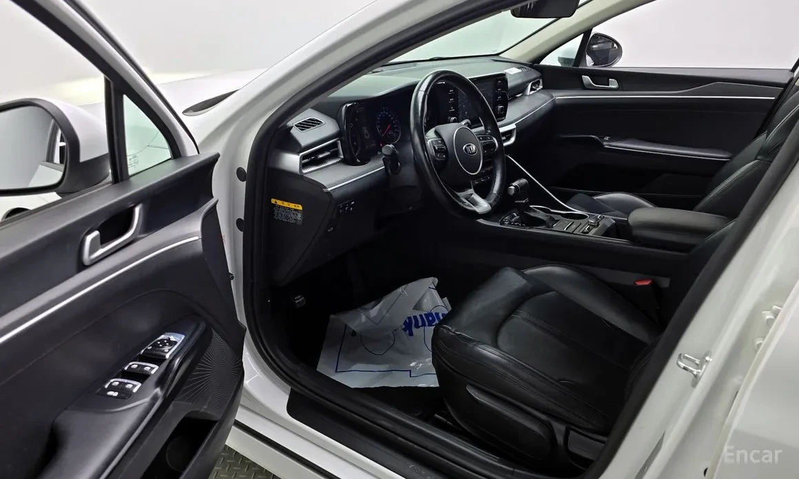 Kia K5 2.0 LPG * НАЙ-ДОБРА ЦЕНА В БЪЛГАРИЯ*  - изображение 8