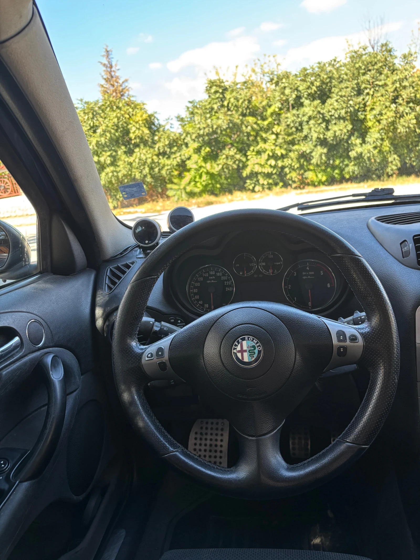 Alfa Romeo 147 1.9 jtd Q2 - изображение 10