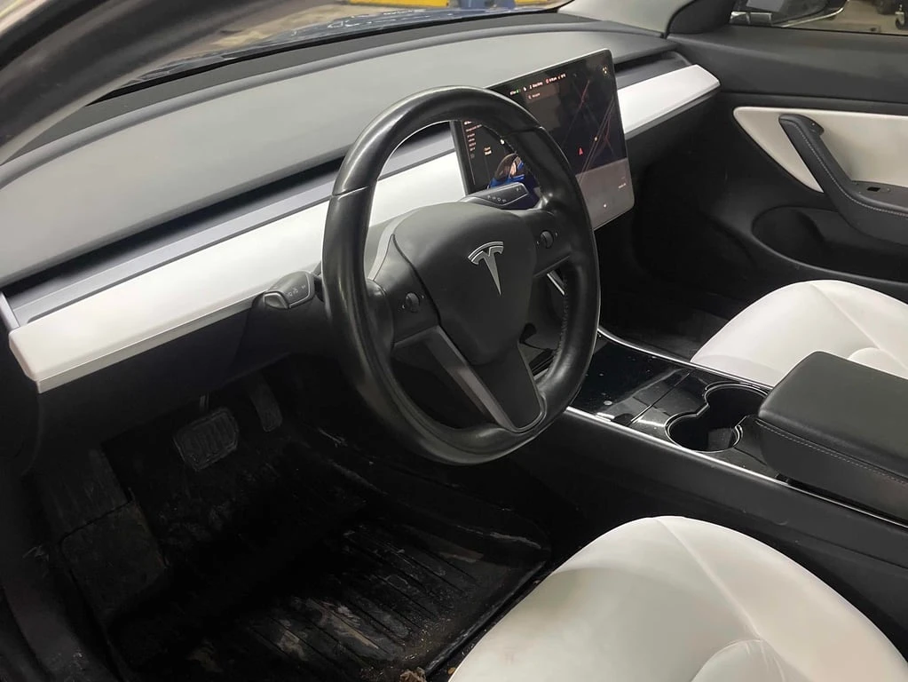 Tesla Model 3 2019 * Standard Range Plus * ОТ ПРЕДСТАВИТЕЛСТВО - изображение 7