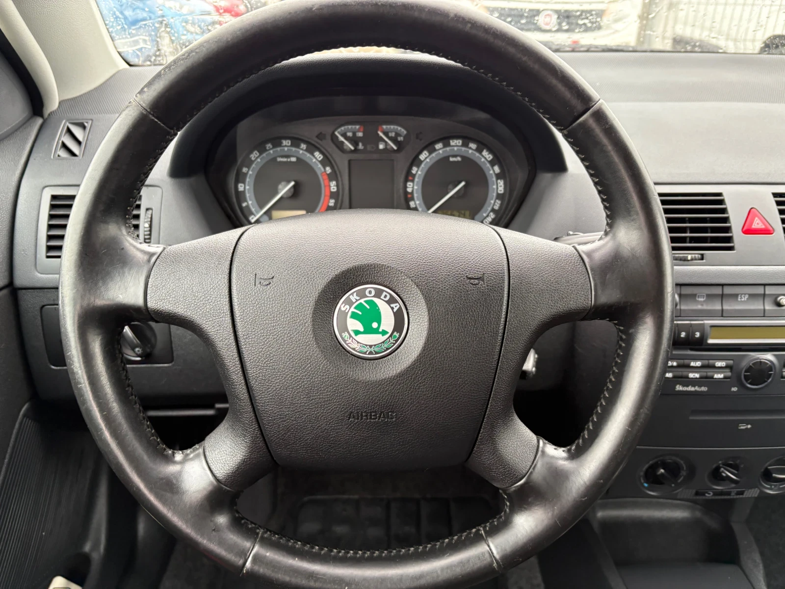 Skoda Fabia 1.9tdi-101k.s-Klima | Mobile.bg � ����������� 12
