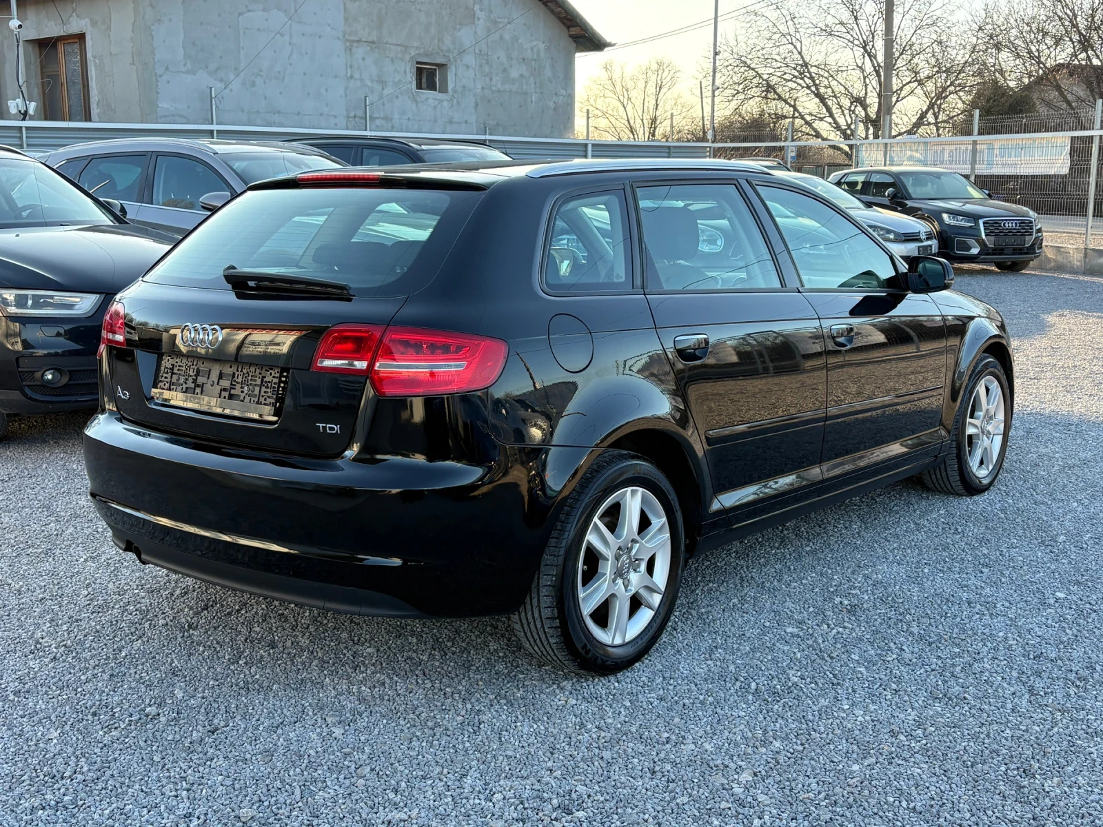 Audi A3 1.6 TDI - 105кс. - изображение 6