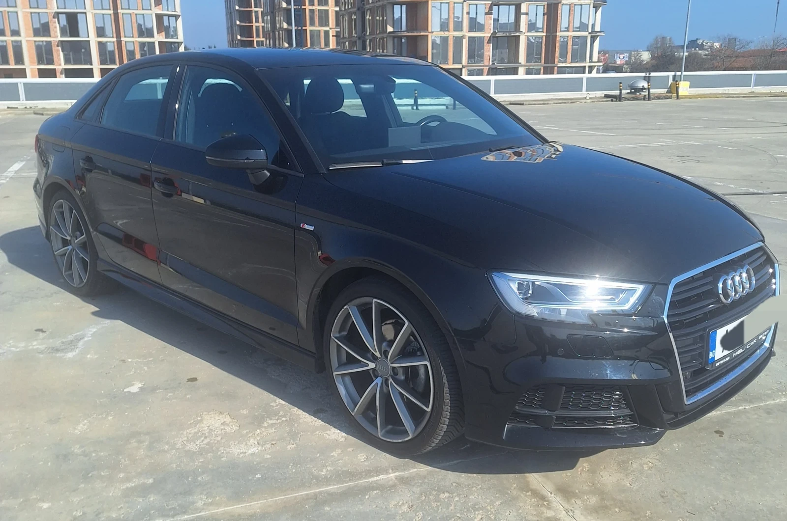 Audi A3 2.0TDI S-line Sport, снимка 2 - Автомобили и джипове - 53710223