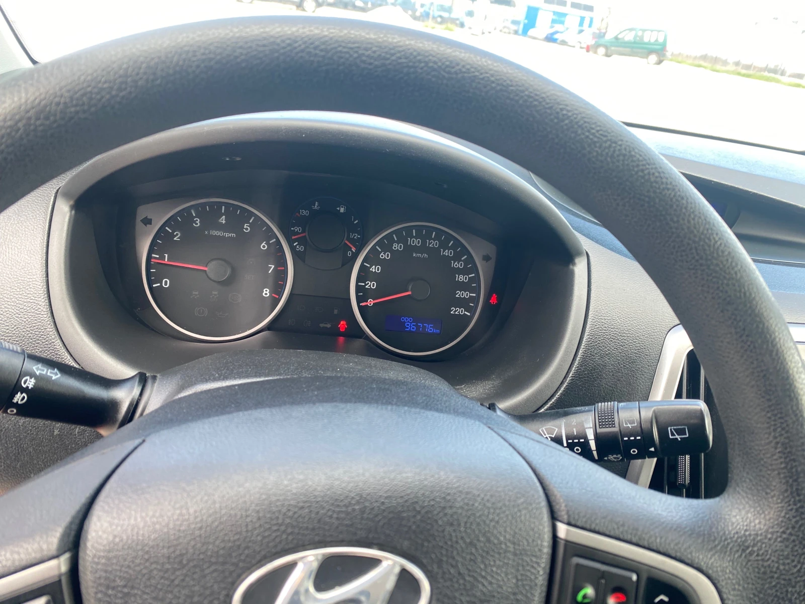 Hyundai I20 1.25, снимка 11 - Автомобили и джипове - 54065210