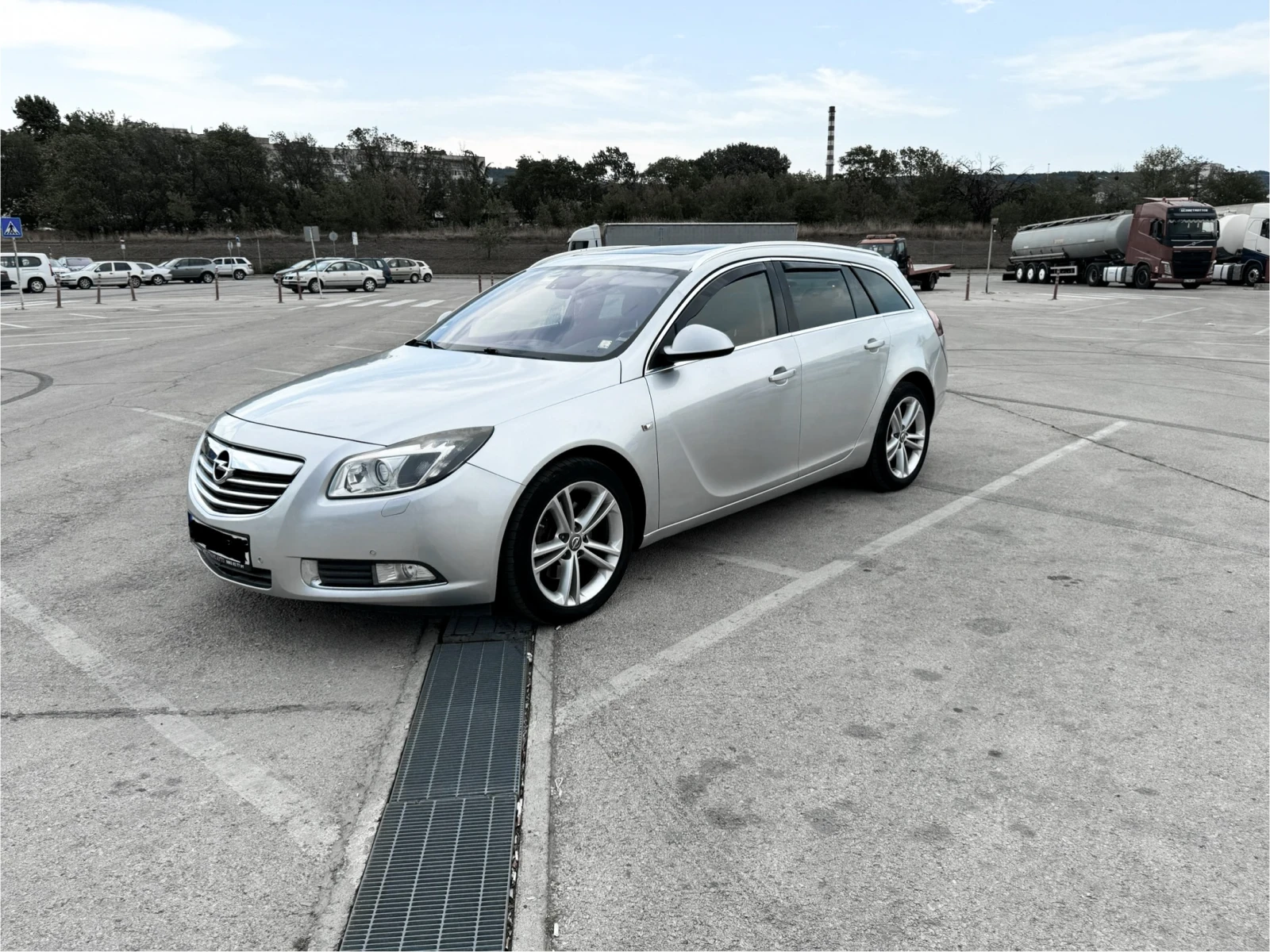 Opel Insignia 2.0 CDTI, снимка 2 - Автомобили и джипове - 54092276
