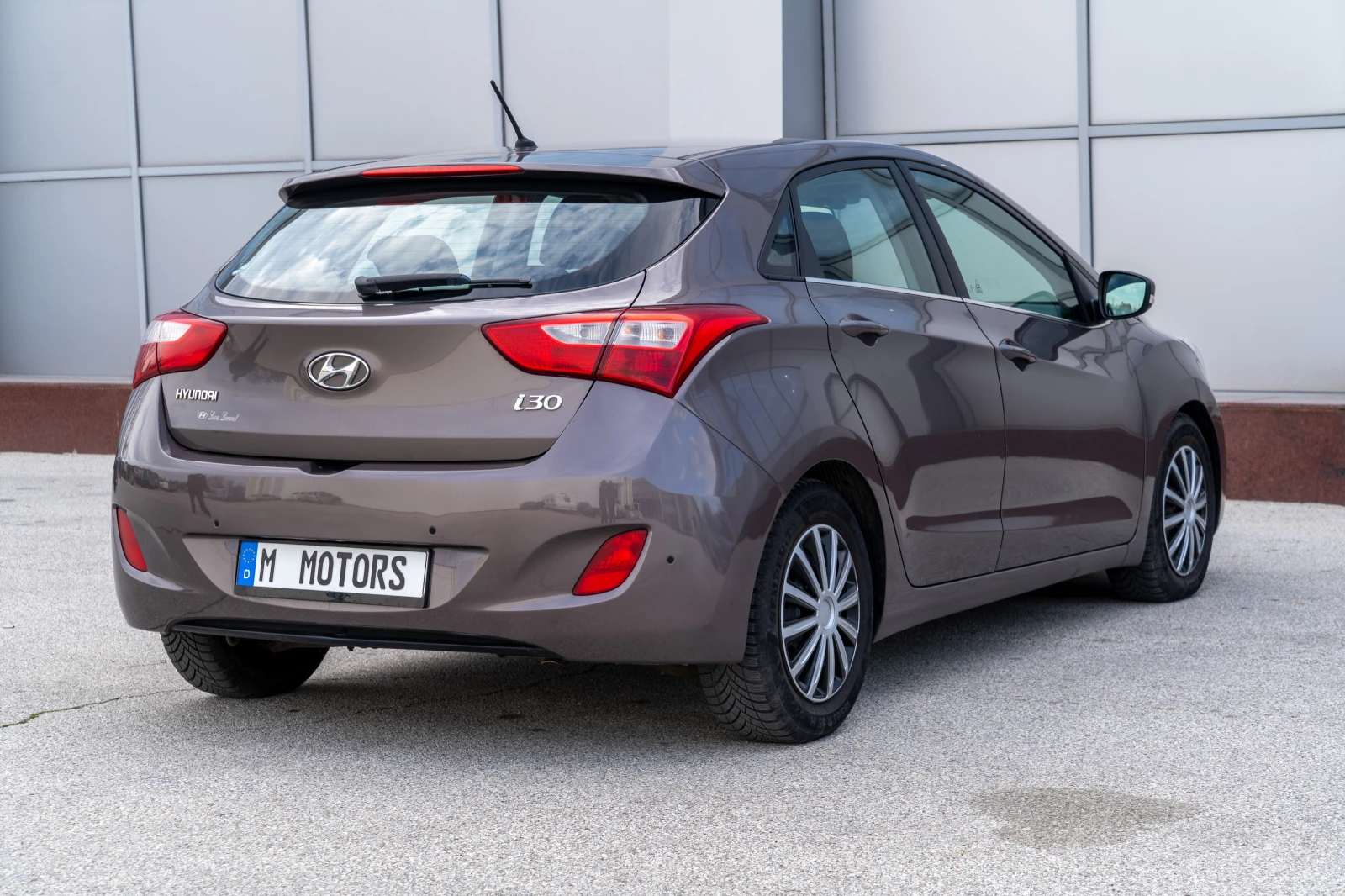 Hyundai I30 1.6 CRDI 110кс Климатроник , снимка 7 - Автомобили и джипове - 54169602
