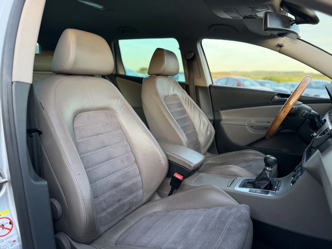 VW Passat 2.0TDI 4x4 NAVI, снимка 15 - Автомобили и джипове - 54317209