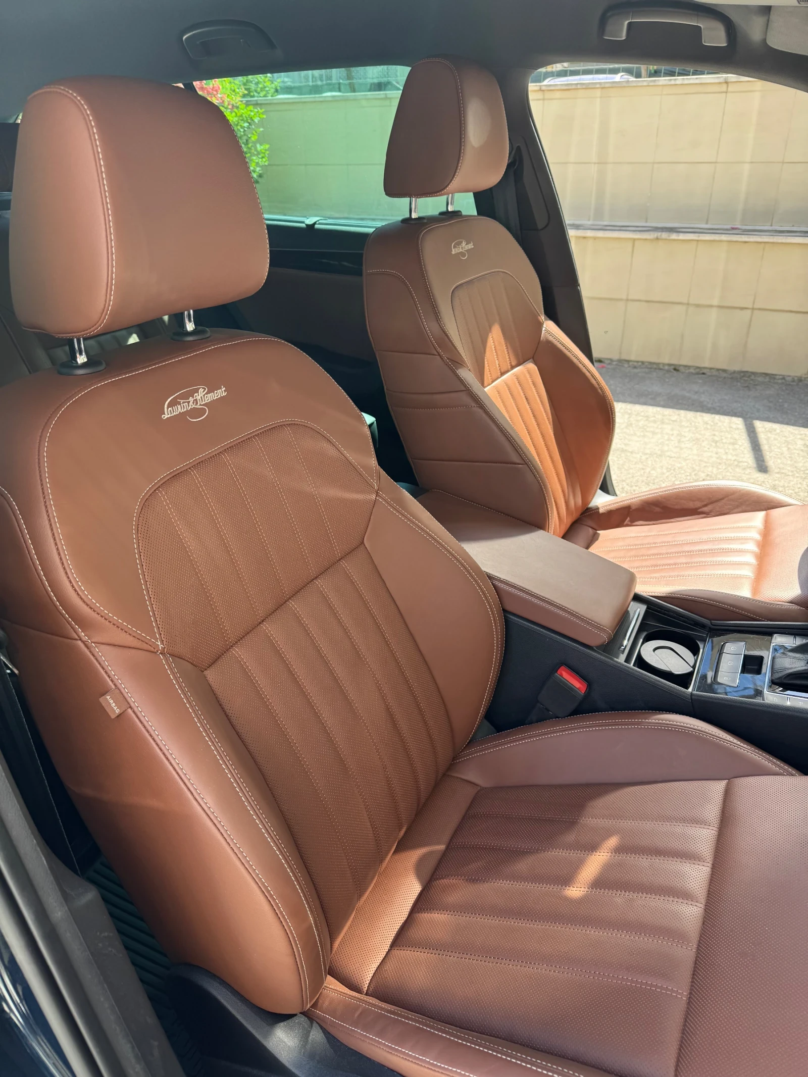 Skoda Superb Комби, снимка 13 - Автомобили и джипове - 54333065