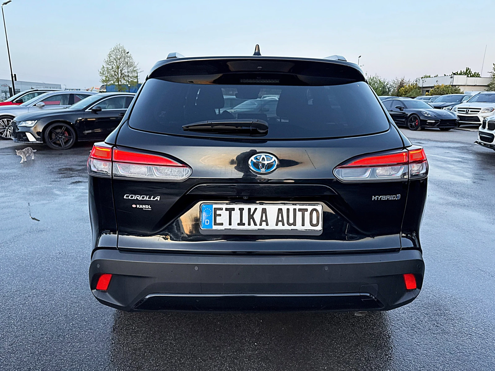 Toyota Corolla Cross 2.0Hybrid-4x4-Navi-Led-Bixenon-Kamera-����������-! | Mobile.bg � ����������� 5