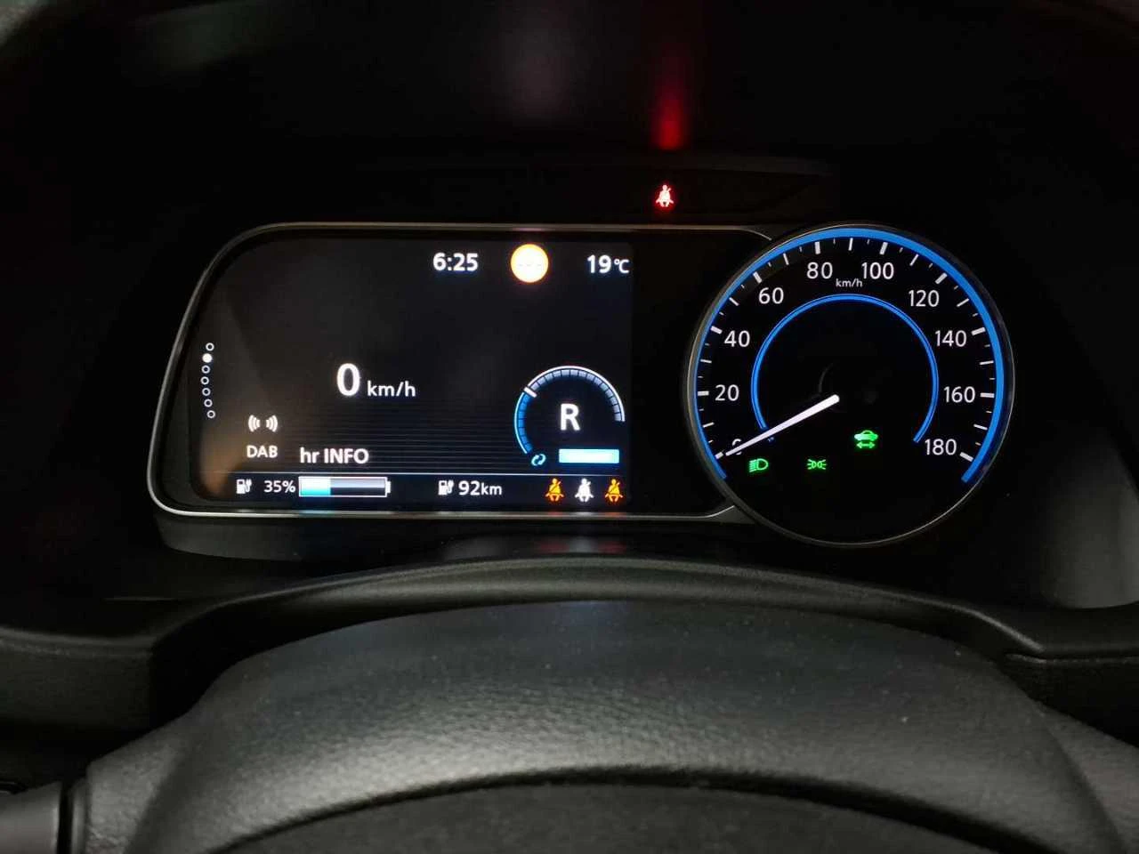 Nissan Leaf  40 kWh - Electric - Automatic | Mobile.bg � ����������� 5