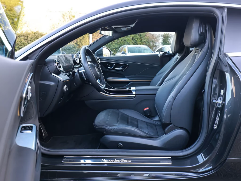 Mercedes-Benz CLE 450 AMG* 4M* COUPE* DISTR* MEMORY* 360CAM* , снимка 4 - Автомобили и джипове - 54519303
