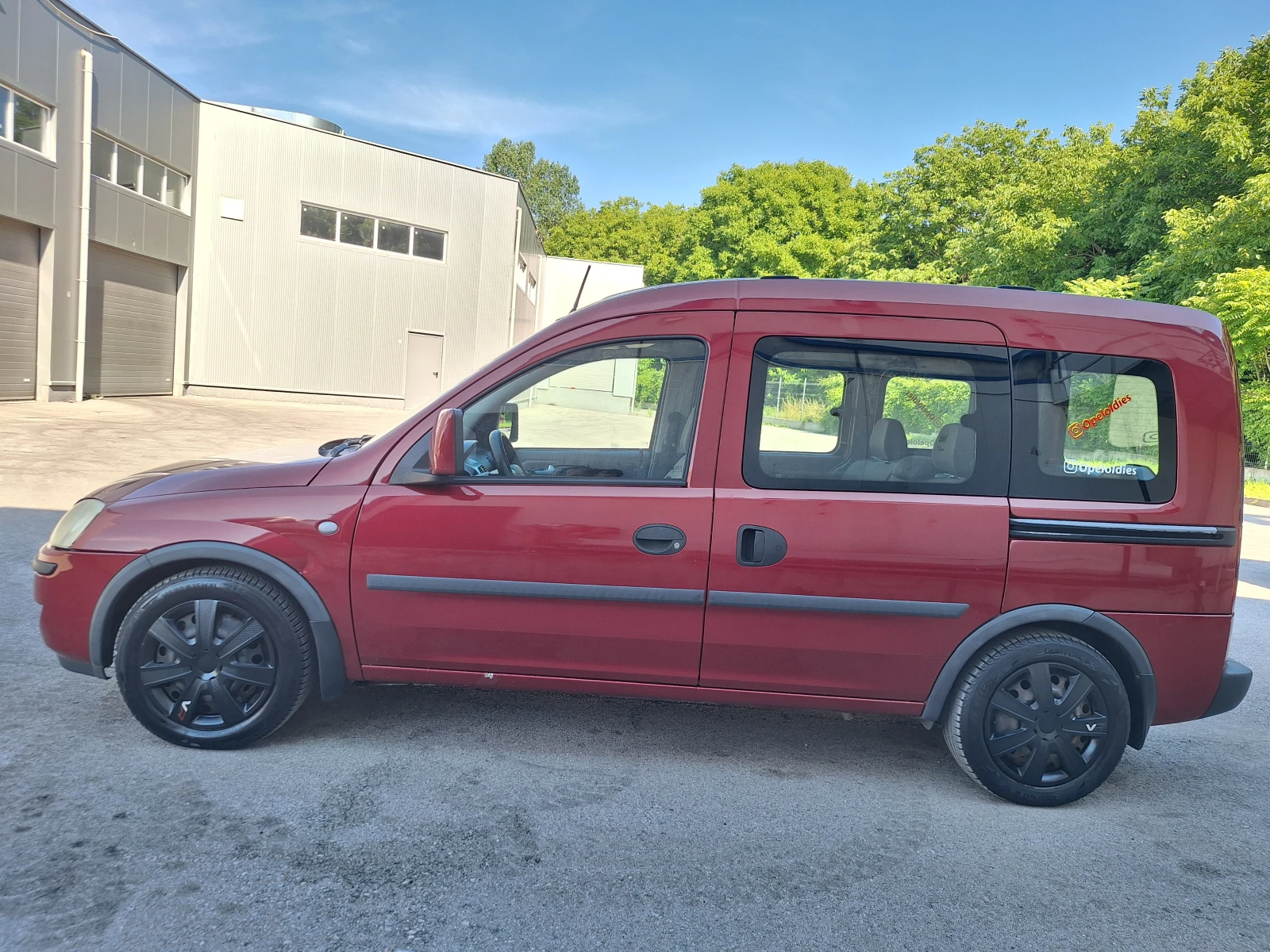 Opel Combo 1.6 CNG ФАБРИЧЕН МЕТАН , ТОП ТЕХНИЧЕСКО СЪСТОЯНИЕ , снимка 8 - Автомобили и джипове - 54946400