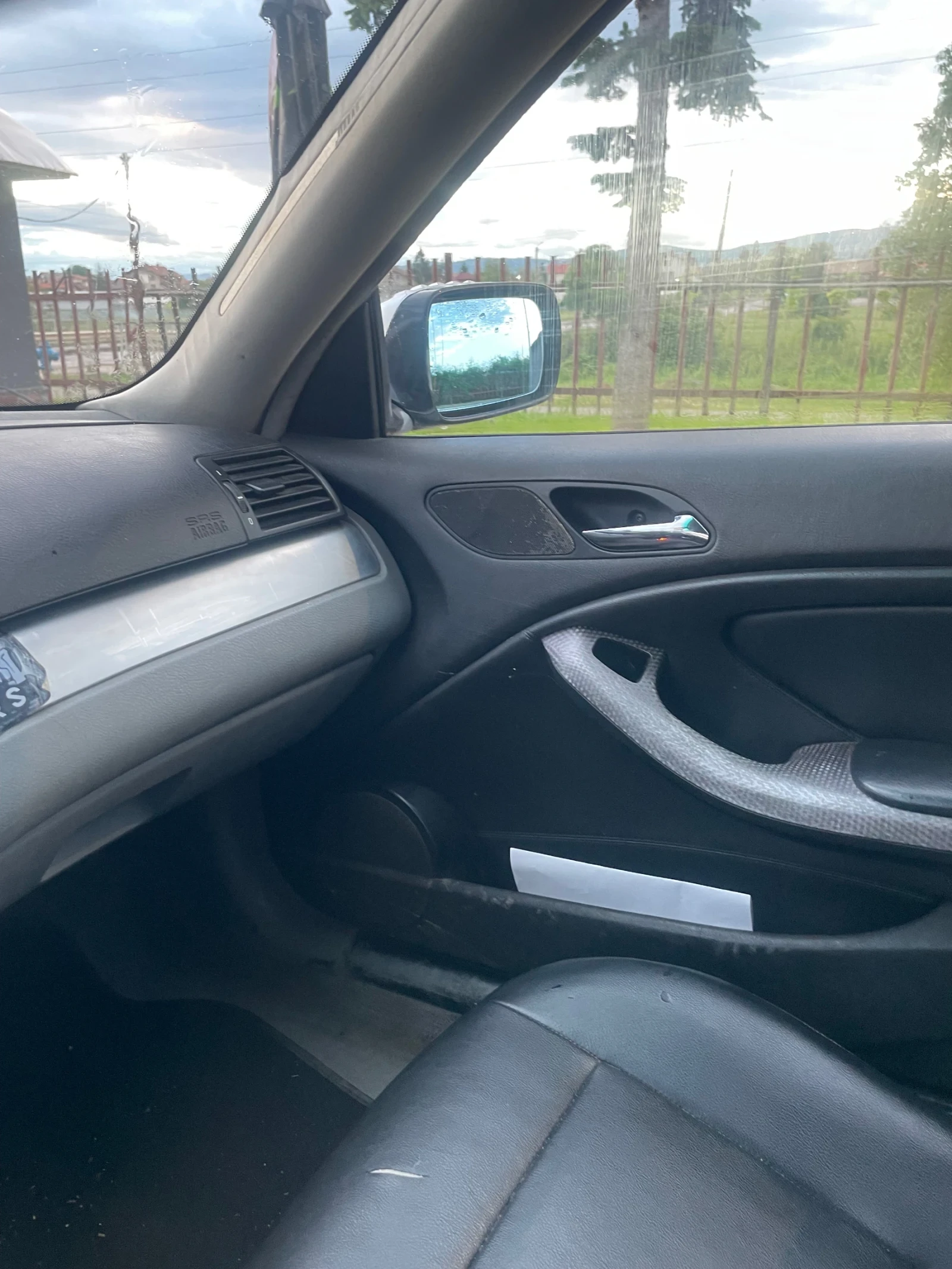 BMW 320, снимка 6 - Автомобили и джипове - 55012429