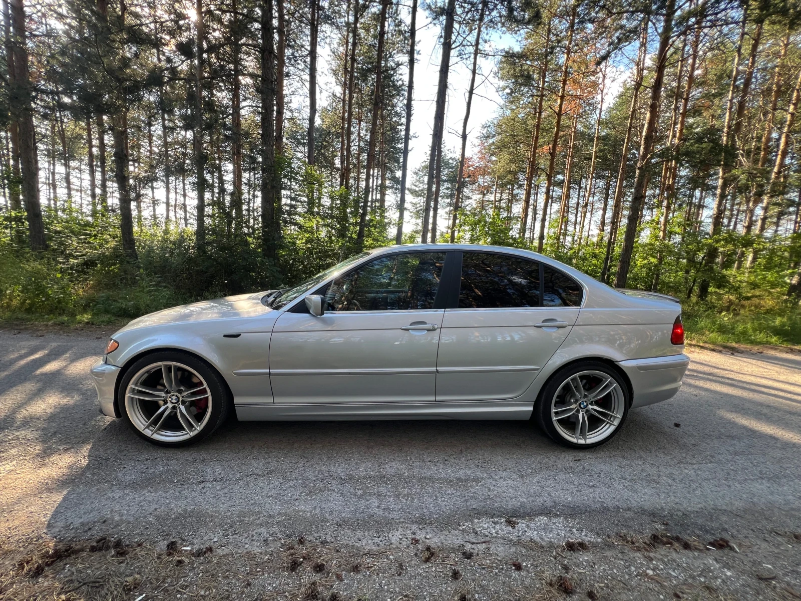 BMW 330, снимка 4 - Автомобили и джипове - 55093917
