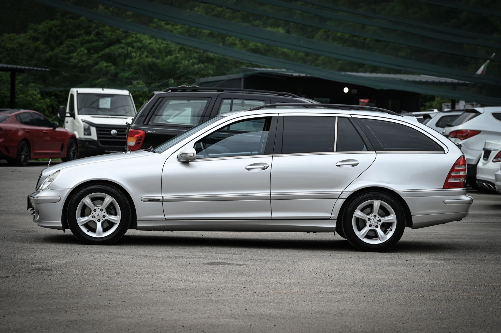Mercedes-Benz C 220 AVANTGARDE / Ръчка, снимка 2 - Автомобили и джипове - 55142606