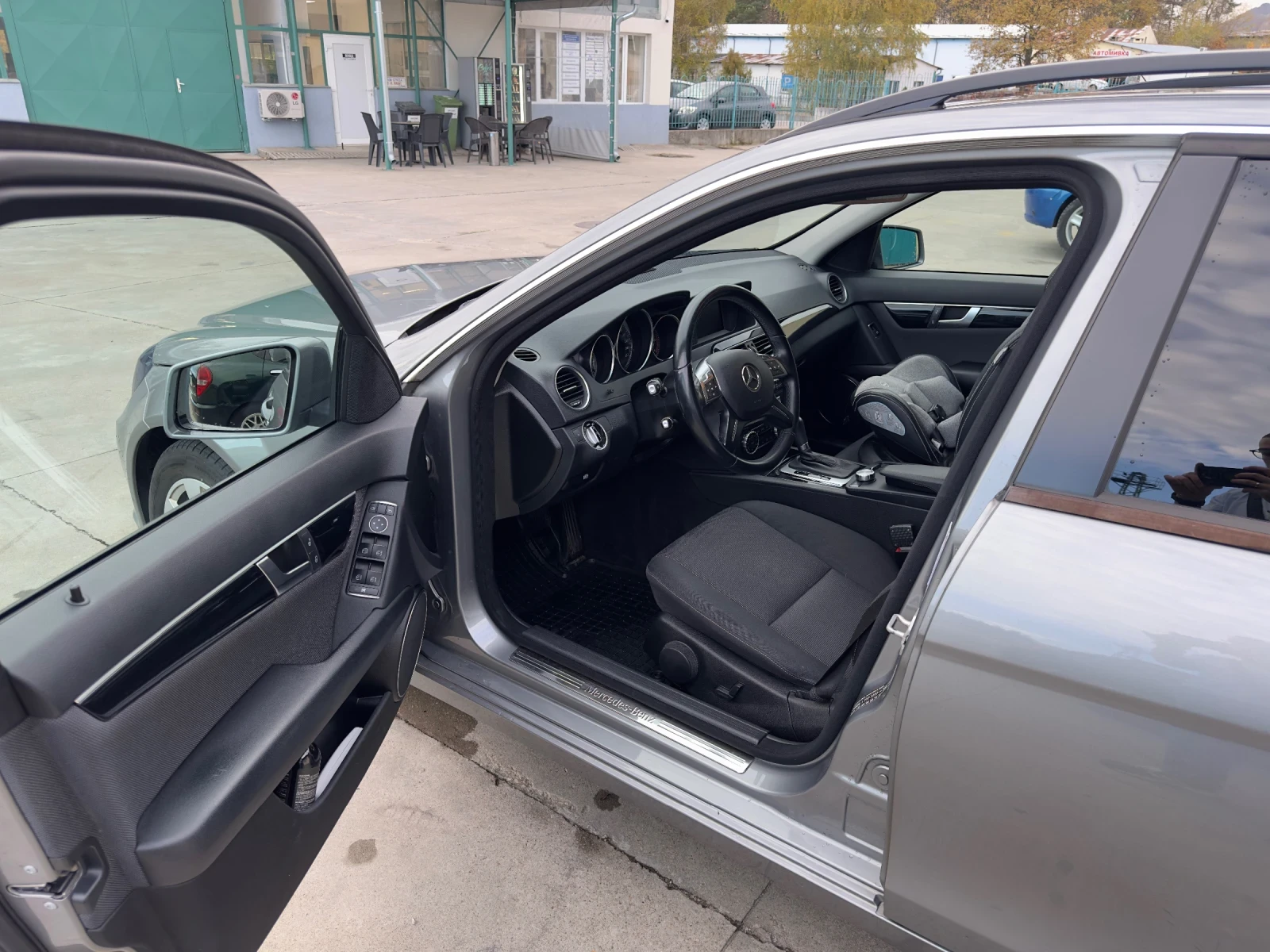 Mercedes-Benz C 200 CDI, снимка 8 - Автомобили и джипове - 55501479