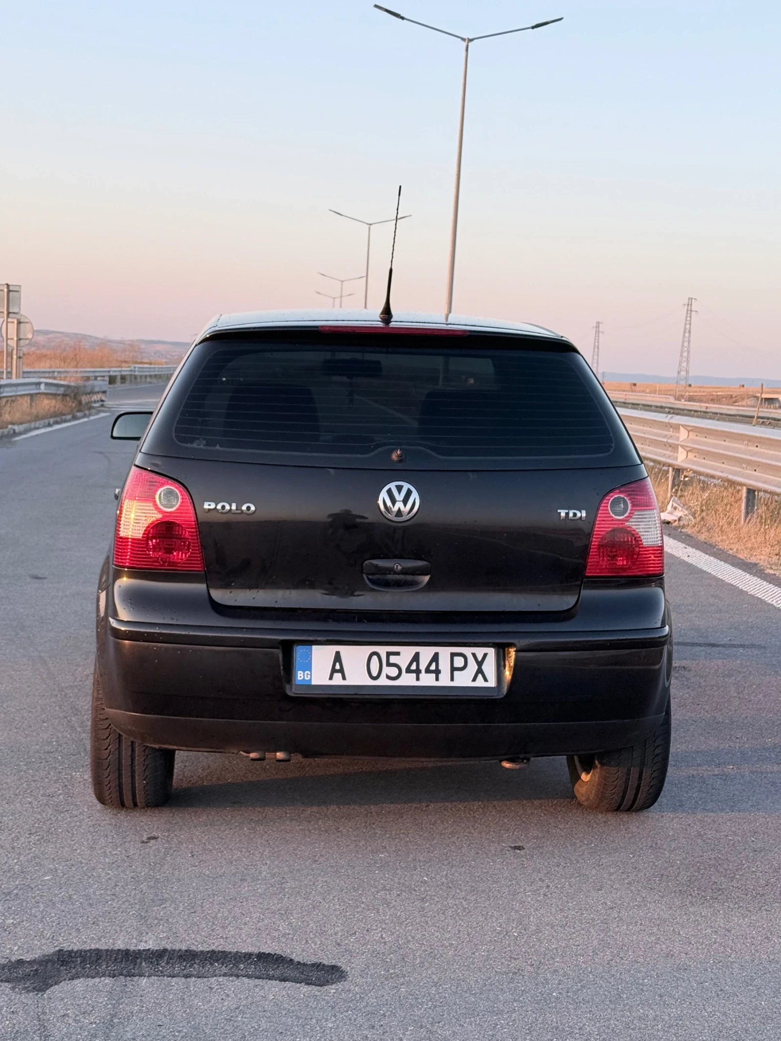 VW Polo 9N, снимка 4 - Автомобили и джипове - 55960920