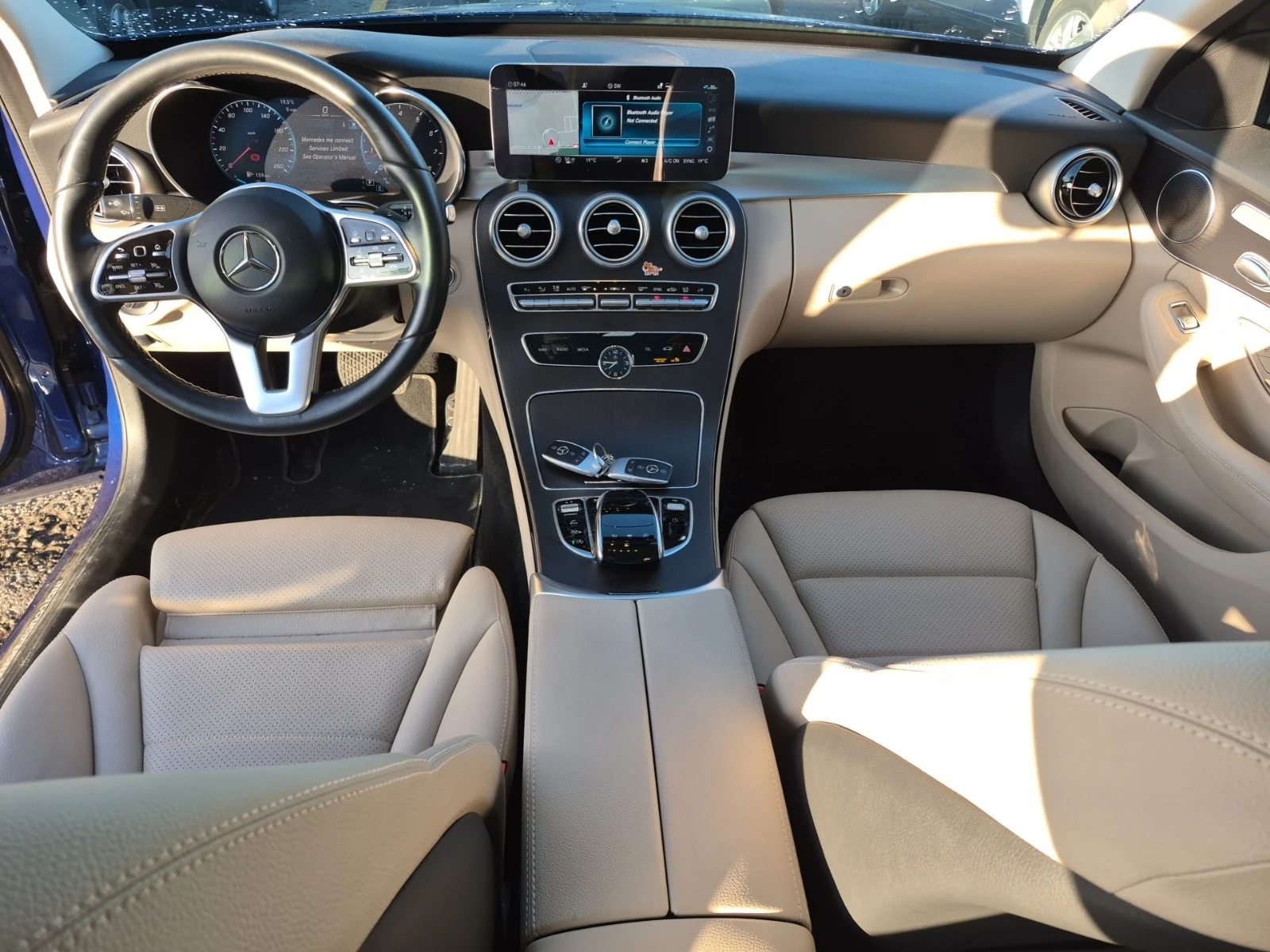 Mercedes-Benz C 300 * AMG Line * Multibeam * CARFAX * Без инциденти * , снимка 5 - Автомобили и джипове - 56027443