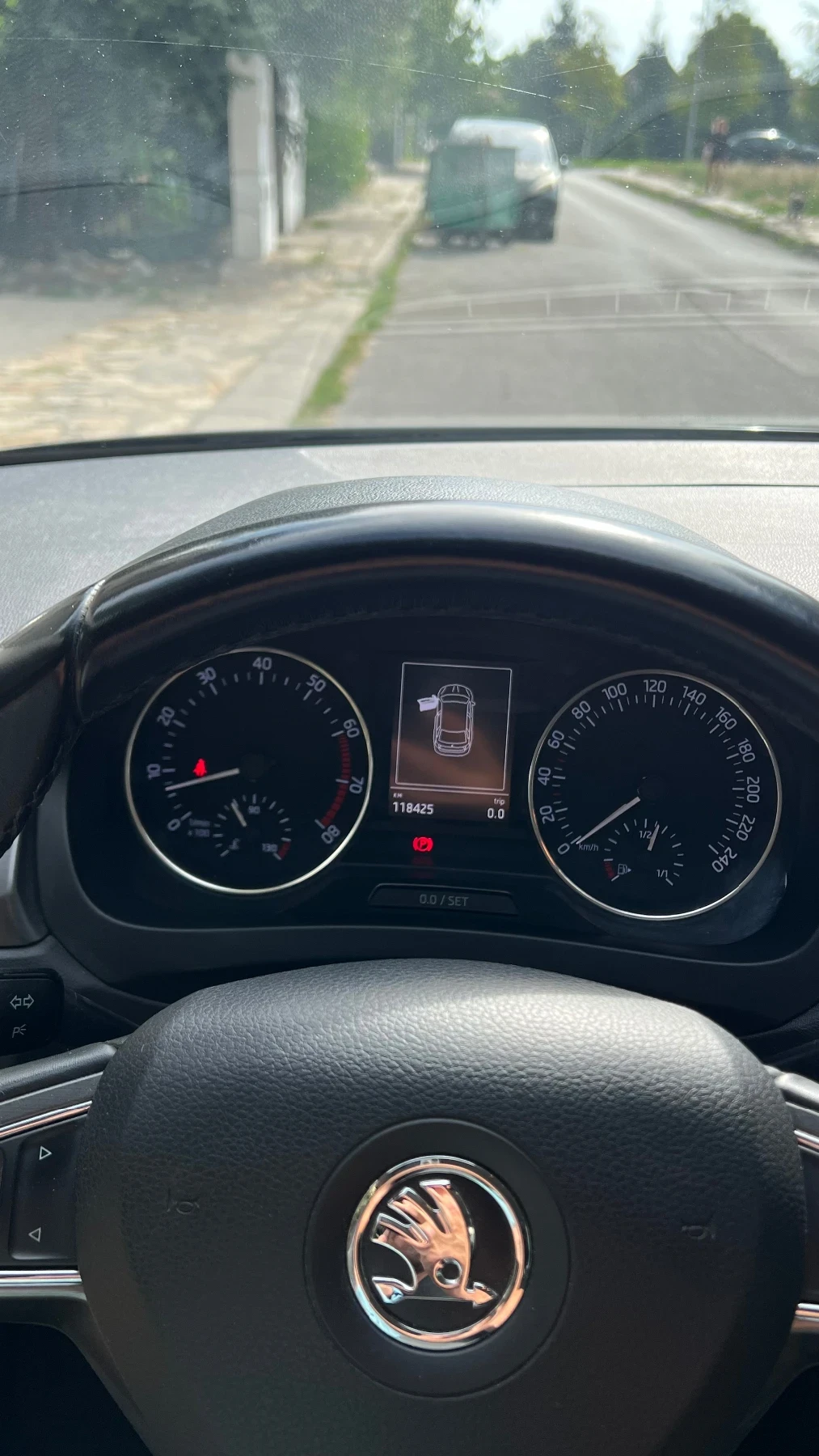Skoda Rapid, снимка 6 - Автомобили и джипове - 56061008