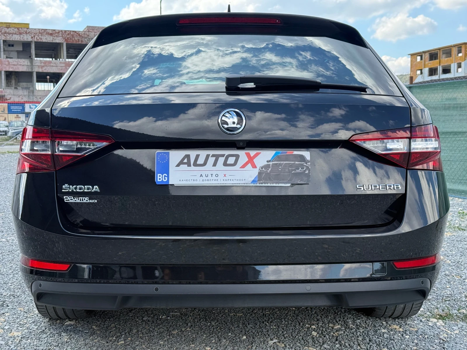 Skoda Superb, снимка 4 - Автомобили и джипове - 56370023
