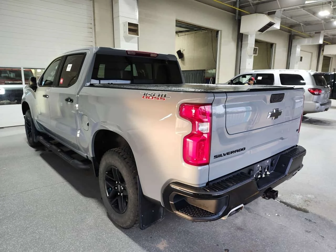 Chevrolet Silverado * LT TRAIL BOSS CREW CAB SHORT BED * CARFAX *  | Mobile.bg � ����������� 4