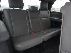 Toyota Sequoia 5.7* V8* ПОДГРЕВ* КАМЕРА* КЕЙЛЕС* , снимка 14