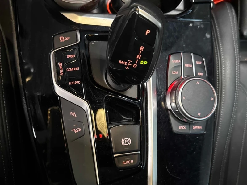 BMW X3 * M40i * CARFAX * БЕЗ ПЪРВОНАЧАЛНА ВНОСКА, снимка 11 - Автомобили и джипове - 52875349