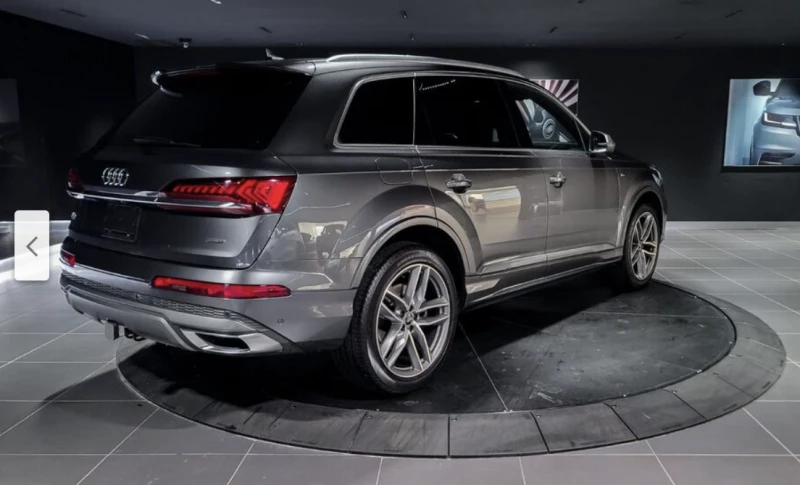 Audi Q7 55TFSI* ДИГИТАЛНО* ТАБЛО* ДИСТРТОНИК* 360КАМЕРА* М, снимка 2 - Автомобили и джипове - 53386249