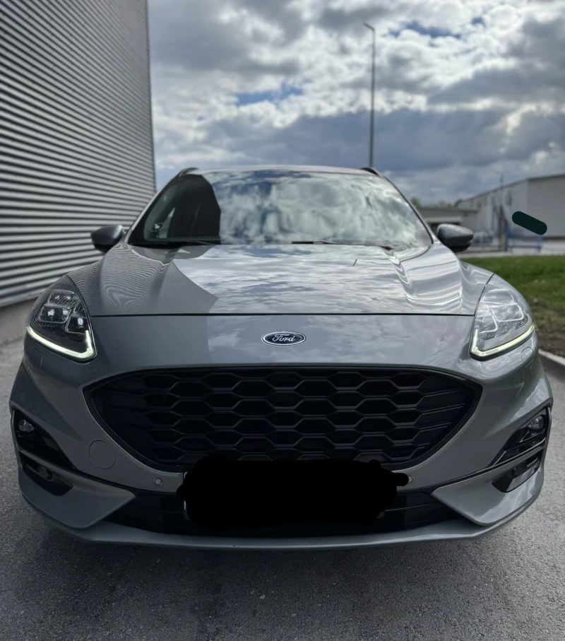 Ford Kuga 2.5I ST-LINE X/ Plug-in Hybrid , снимка 4 - Автомобили и джипове - 53464286