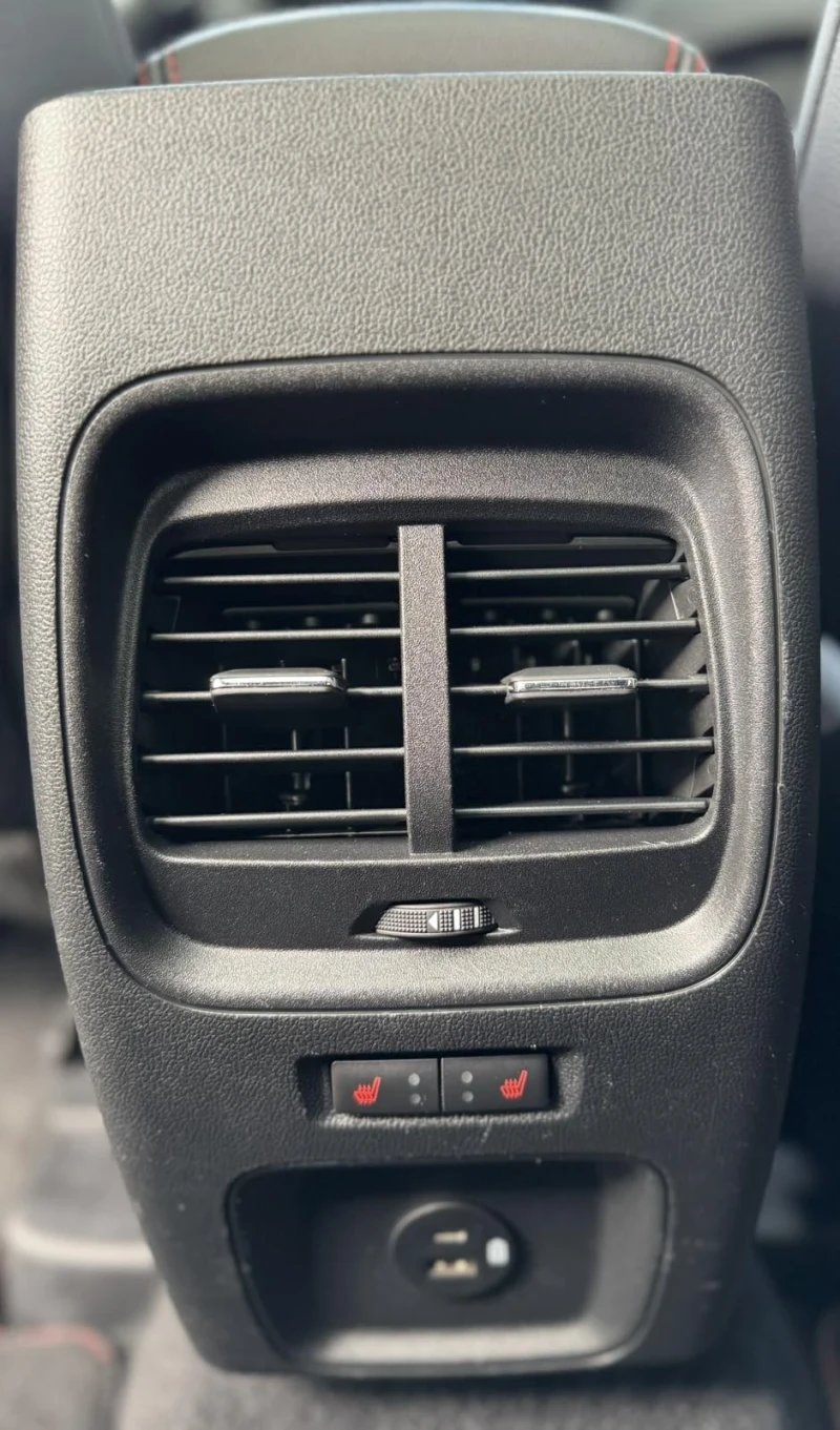 Ford Kuga 2.5I ST-LINE X/ Plug-in Hybrid , снимка 14 - Автомобили и джипове - 53464286