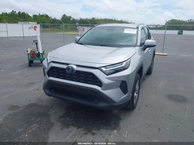 Toyota Rav4 HYBRID LE, снимка 2 - Автомобили и джипове - 53915364