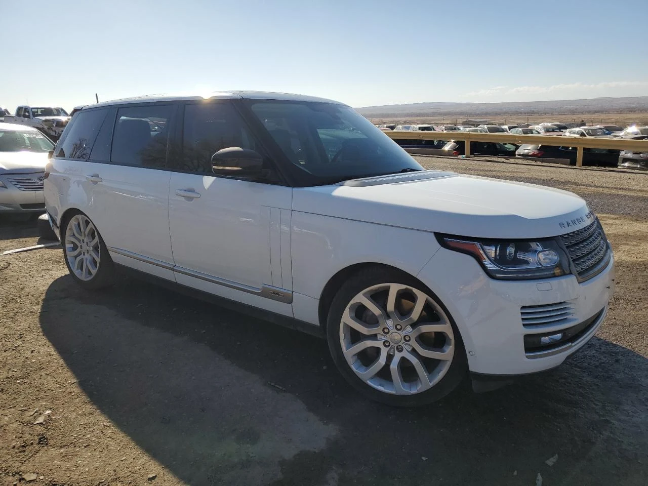 Land Rover Range rover SUPERCHARGED * Възможност за Лизинг*  - изображение 4