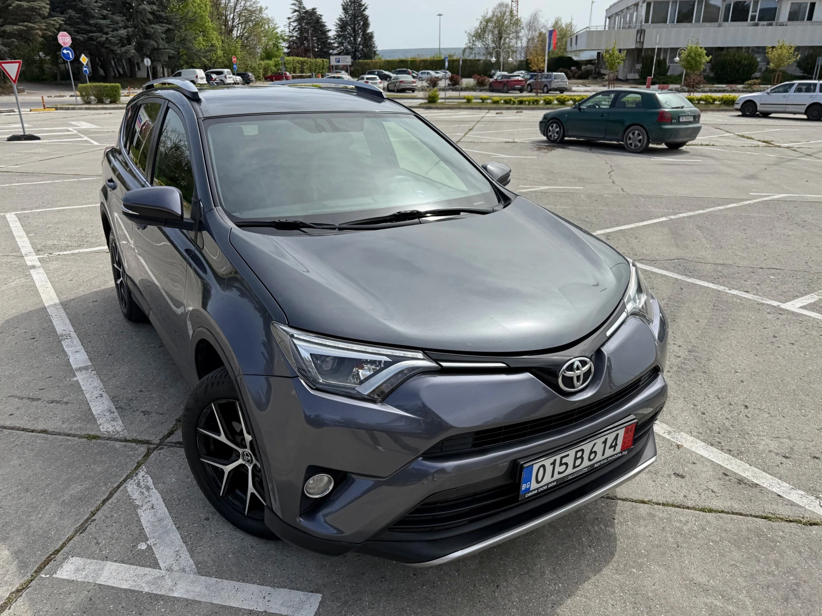 Toyota Rav4 2.0///Key Less///LED///TOP - изображение 2