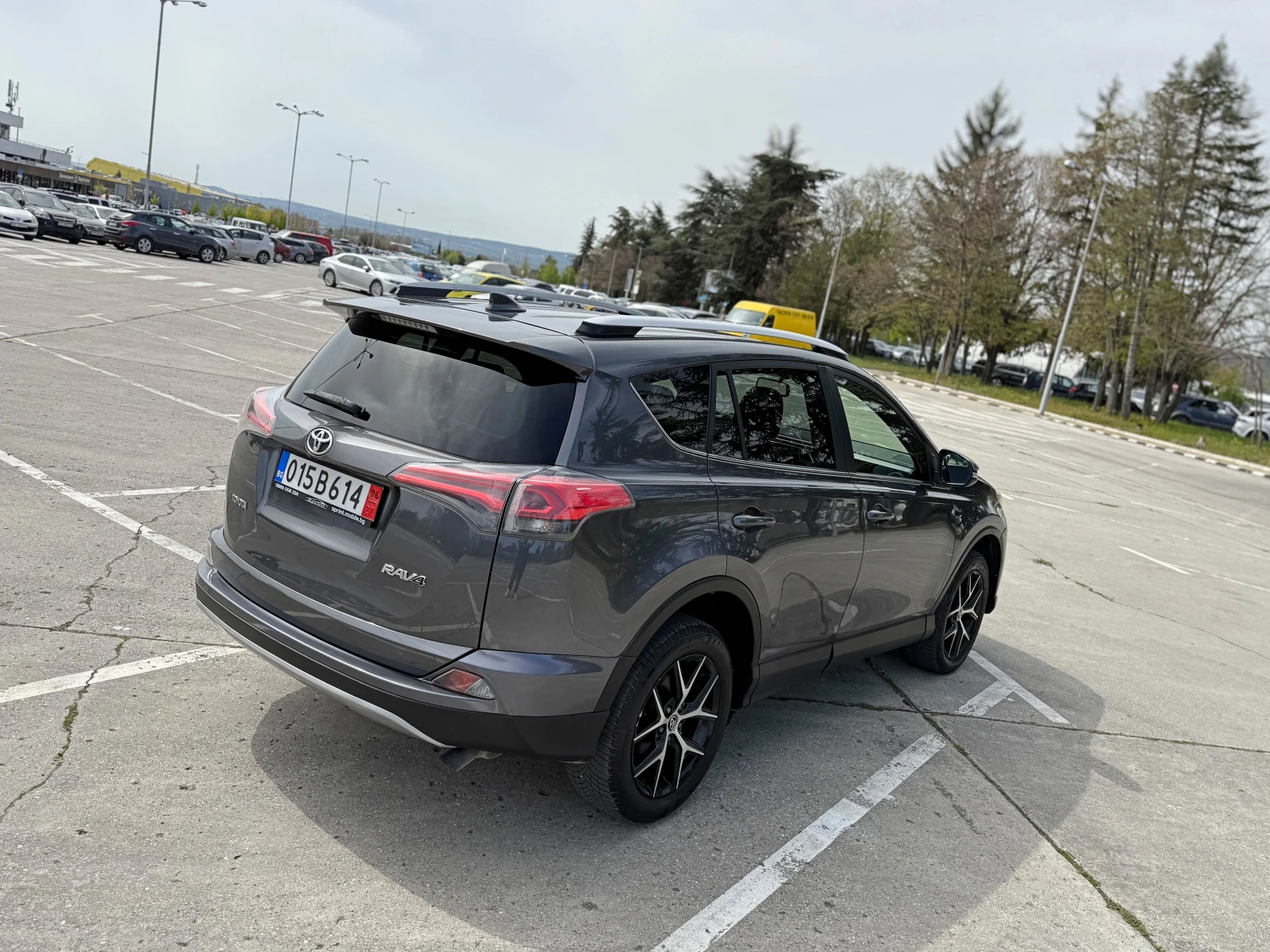 Toyota Rav4 2.0///Key Less///LED///TOP - изображение 6