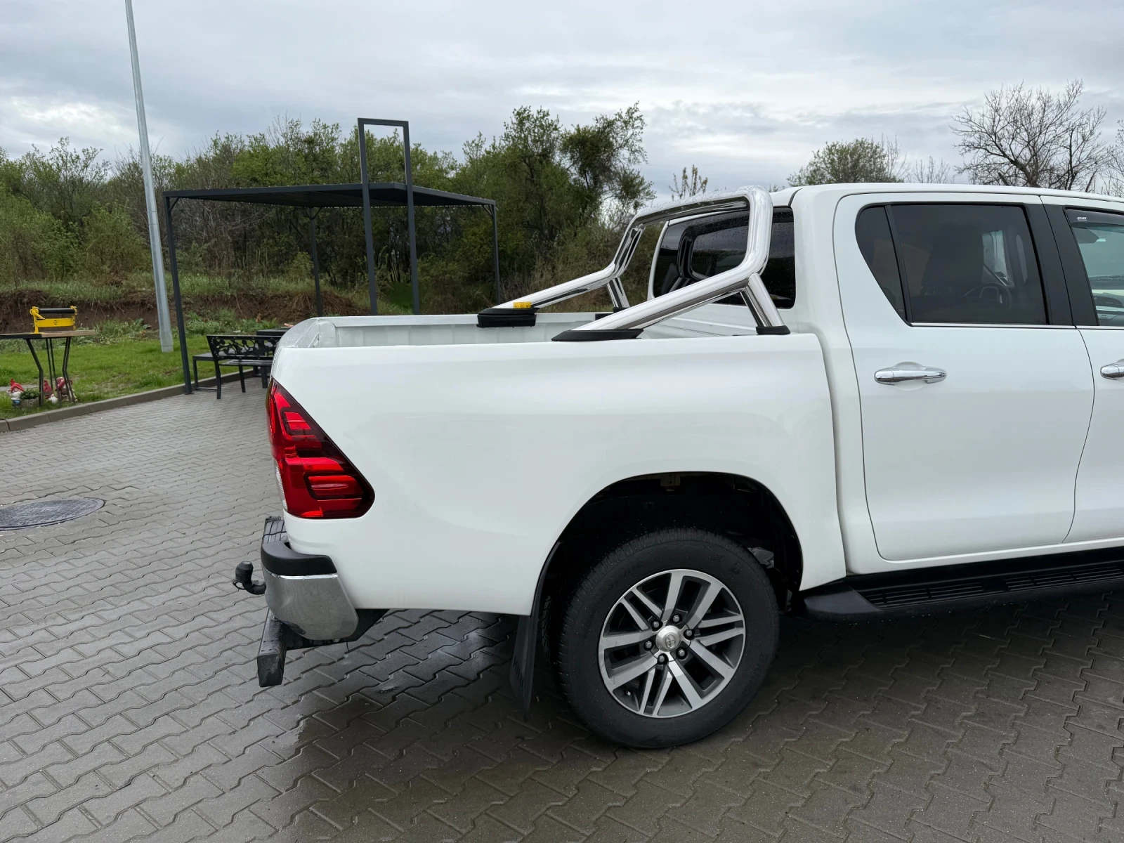 Toyota Hilux  - изображение 4