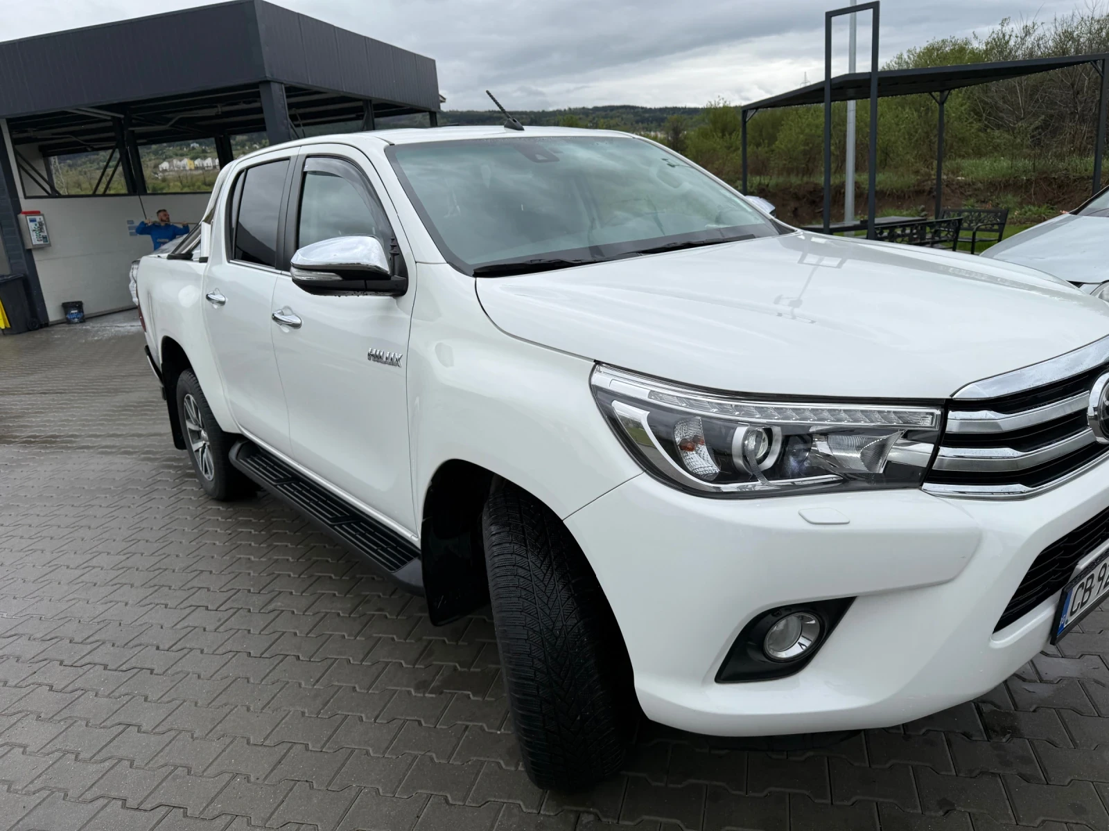 Toyota Hilux  - изображение 2