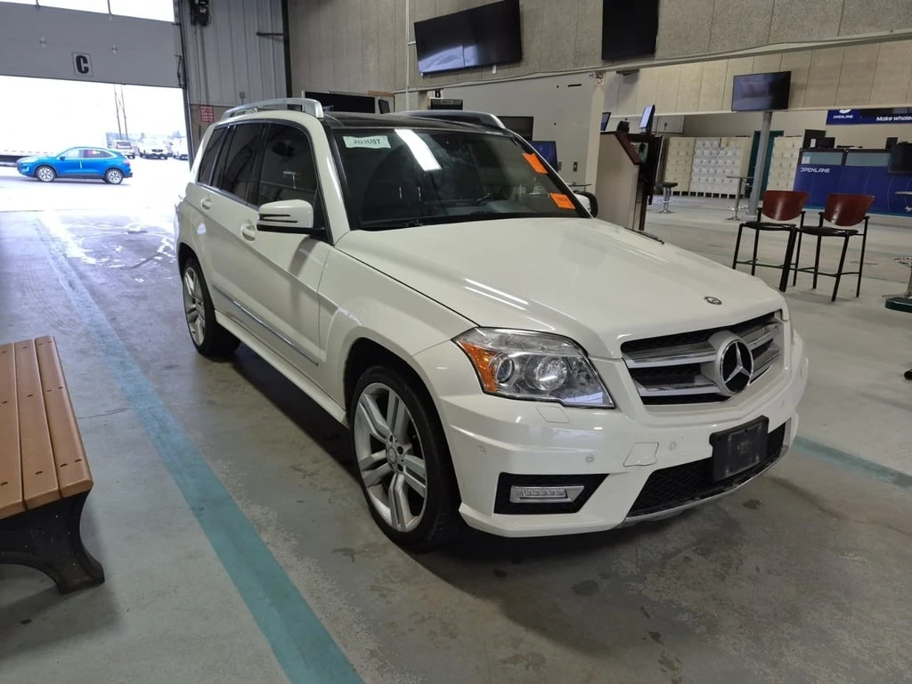 Mercedes-Benz GLK * 350 * CARFAX * БЕЗ ПЪРВОНАЧАЛНА ВНОСКА - изображение 2