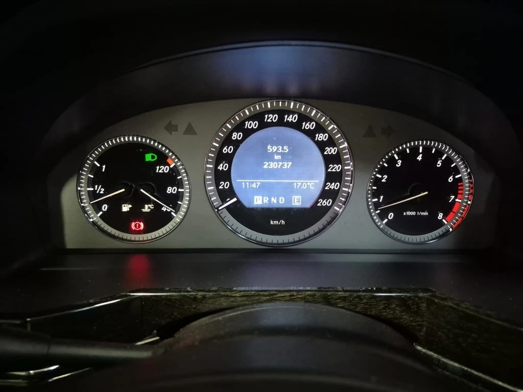 Mercedes-Benz GLK * 350 * CARFAX * БЕЗ ПЪРВОНАЧАЛНА ВНОСКА - изображение 9