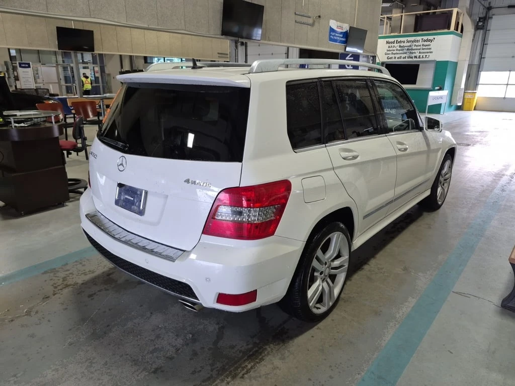 Mercedes-Benz GLK * 350 * CARFAX * БЕЗ ПЪРВОНАЧАЛНА ВНОСКА - изображение 3