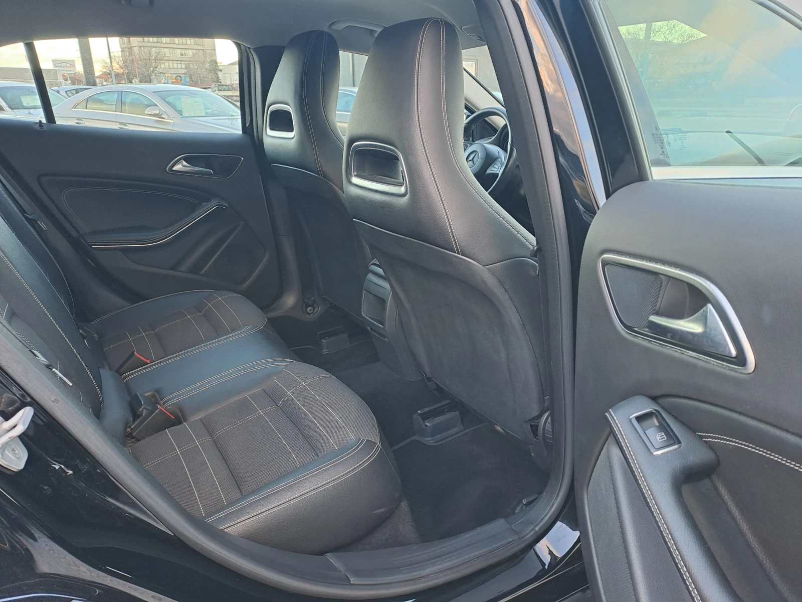 Mercedes-Benz GLA 220 2, 2CDI, 4 MATIC, AVTOMATIK - изображение 9