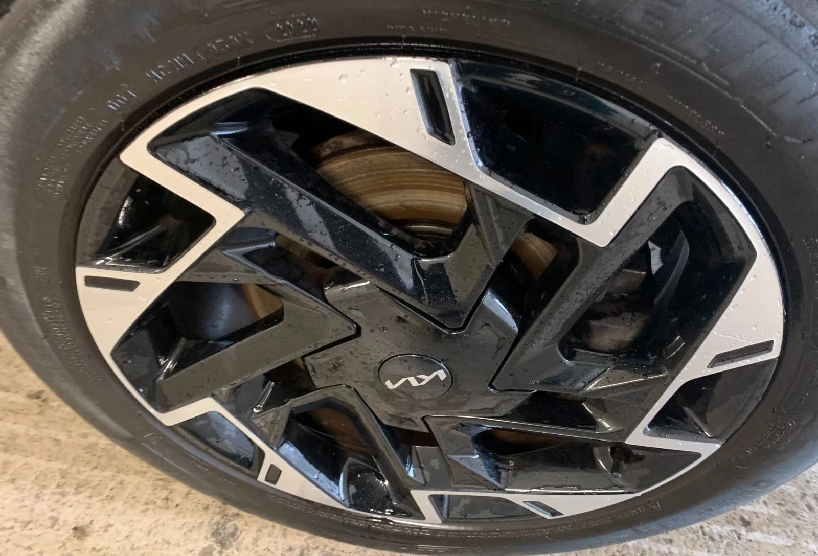 Kia Sportage 1.6PHEV/265HP/GT-LINE/4WD/PANO/360/H&K/MEMO/804g | Mobile.bg � ����������� 15